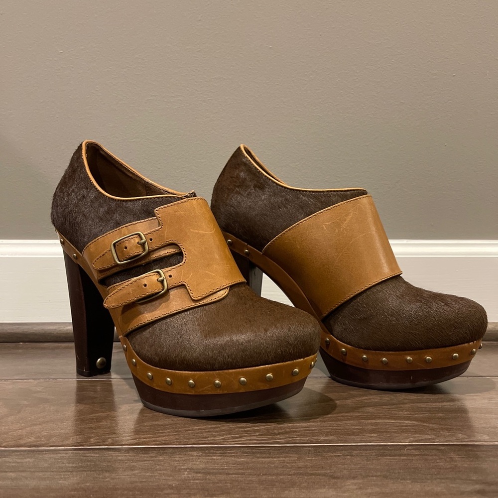 Ugg Platform Calf Hair Buckle Brown Clogs NEW